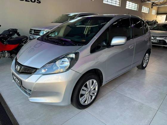 HONDA FIT 1.4 CX 16V FLEX 4P MANUAL HONDA FIT 1.4 CX 16V FLEX 4P MANUAL